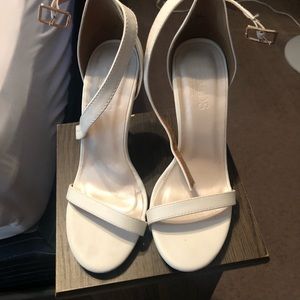 Size 7 wedding shoes. Never been worn!
